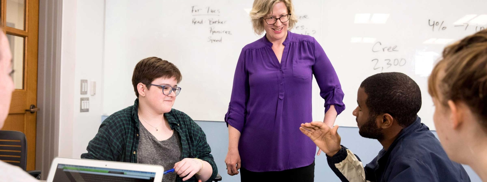 Patricia Richards teaching a class